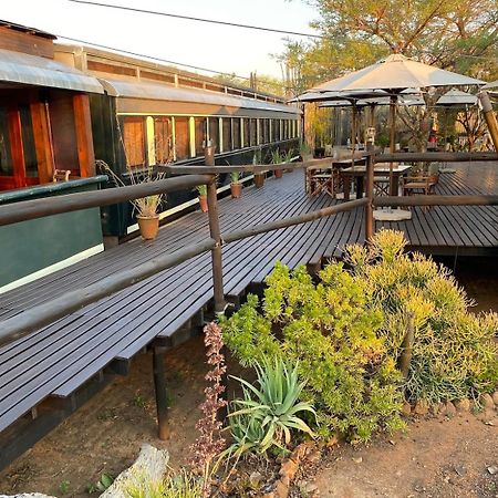 Out In Africa Wildlife Lodge Hammanskraal Eksteriør bilde