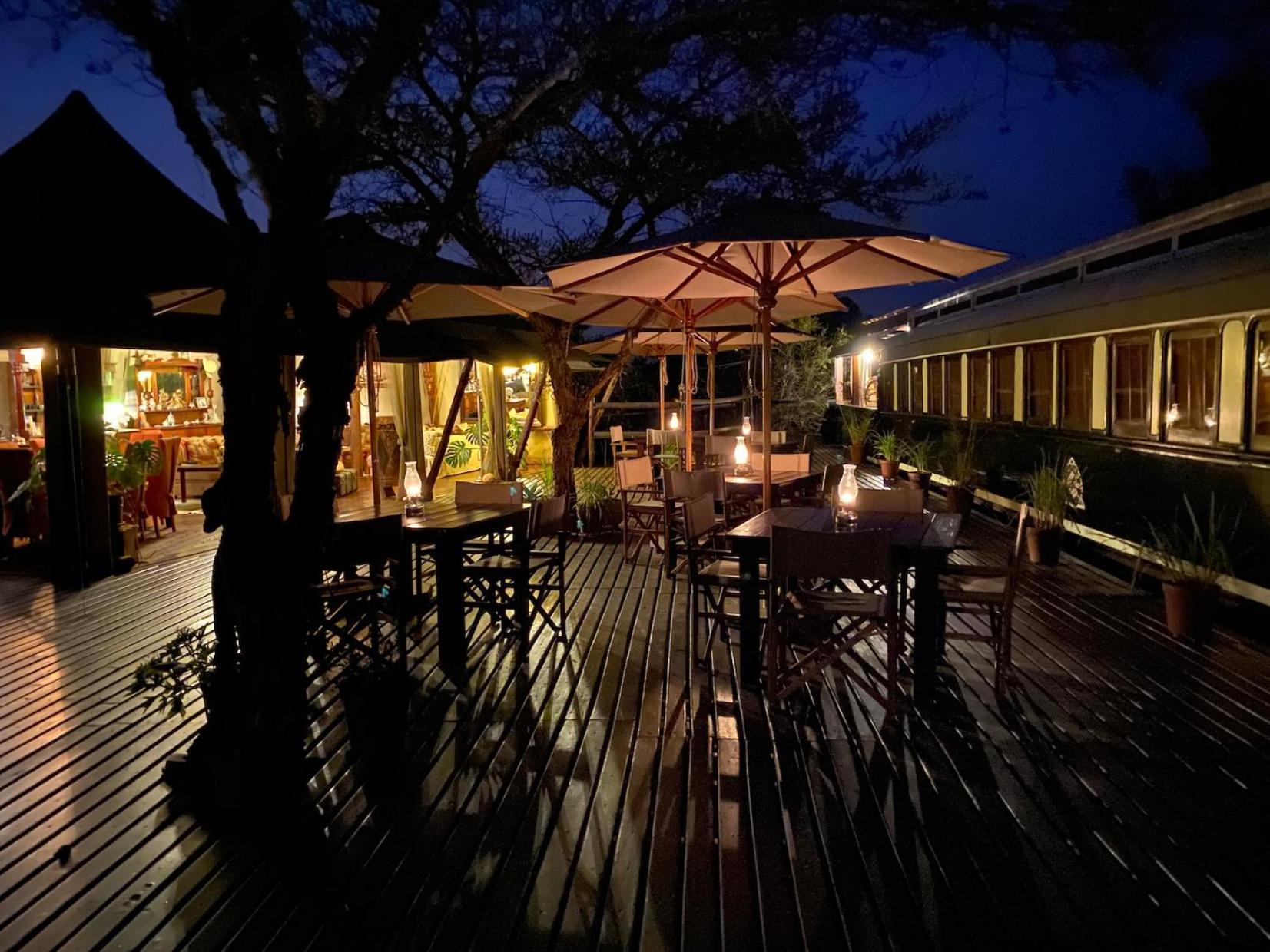 Out In Africa Wildlife Lodge Hammanskraal Eksteriør bilde